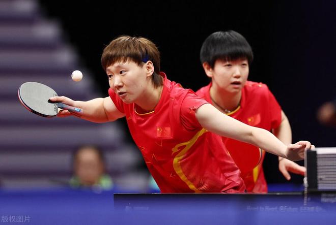 虽然目前她 虽然目前她